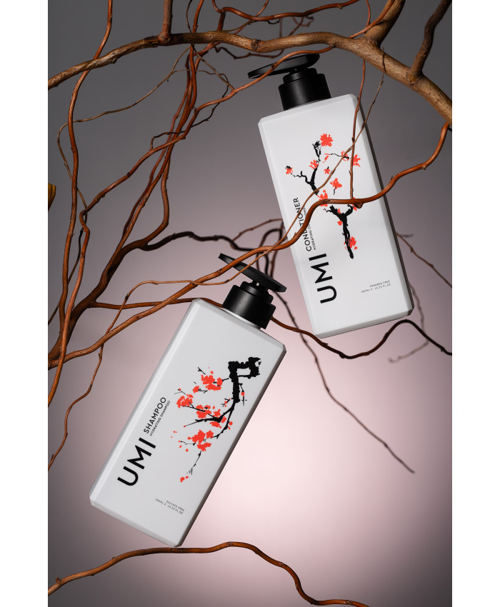 Увлажняющий шампунь для повседневного использования UMI Hydrating Shampoo 480 мл