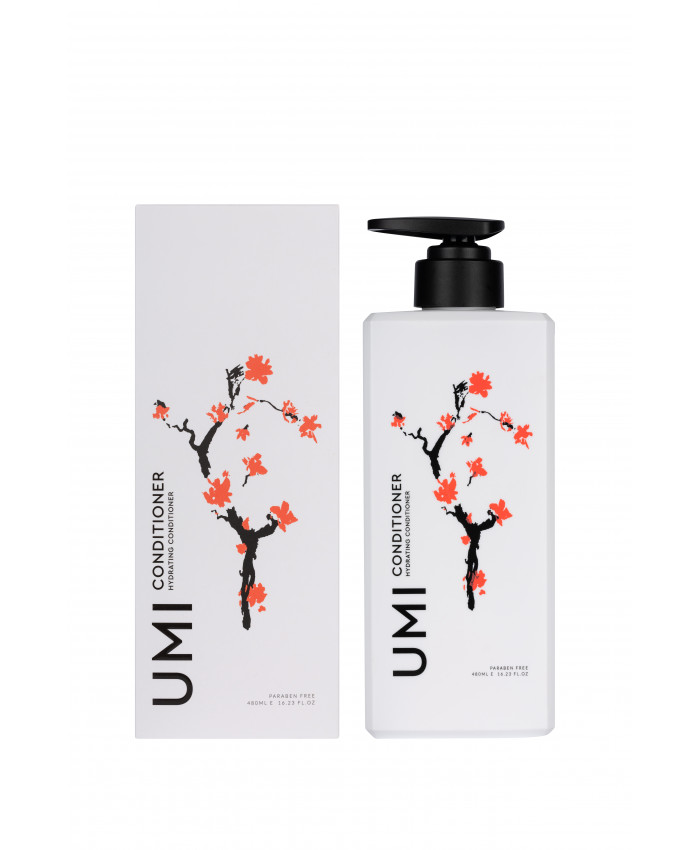 Кондиционер для поврежденных волос UMI Hydrating Conditioner 480 мл